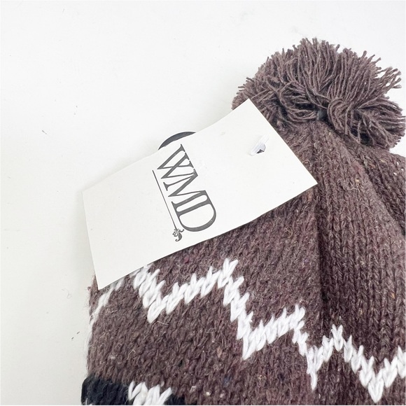 😻NWT Knit Beanie With Ear Flaps - Picture 4 of 4